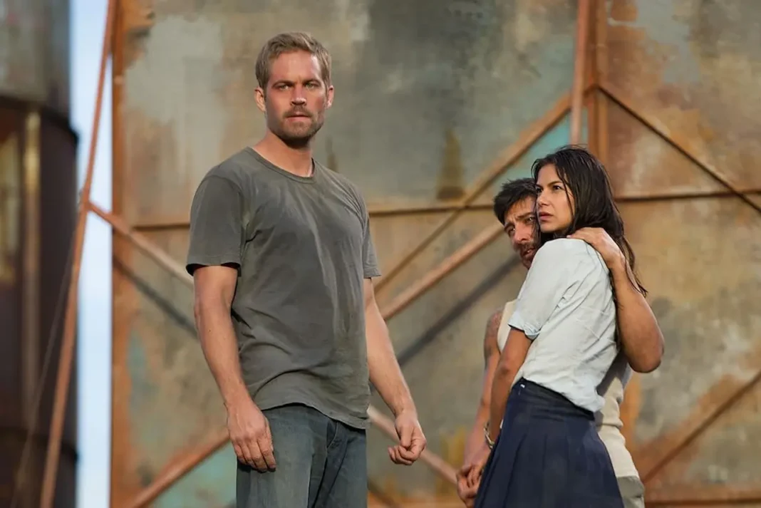 Paul Walker, David Belle e Catalina Denis in Brick Mansions