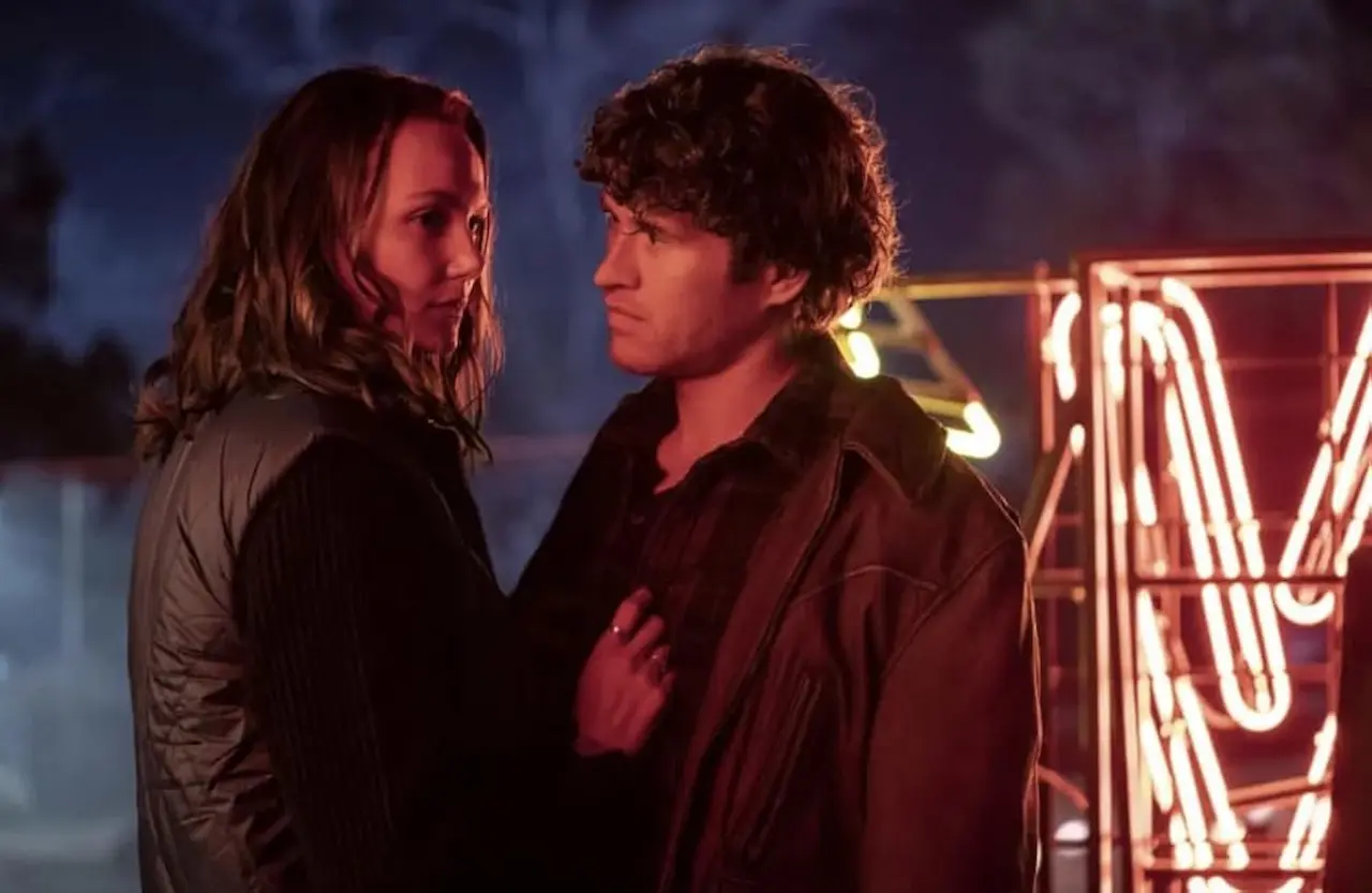 Rohan Campbell e Andi Matichak in Halloween Ends