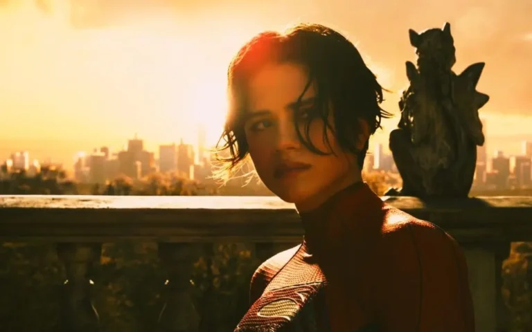 Sasha Calle di The Flash dice che è stato “straziante” essere sostituita come Supergirl dopo aver firmato un contratto per più film