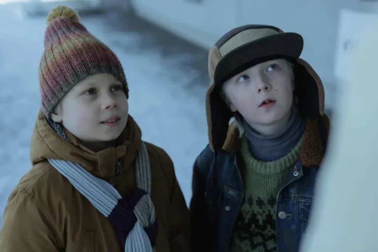 Snot & Splash – Il mistero dei buchi scomparsi: recensione del film