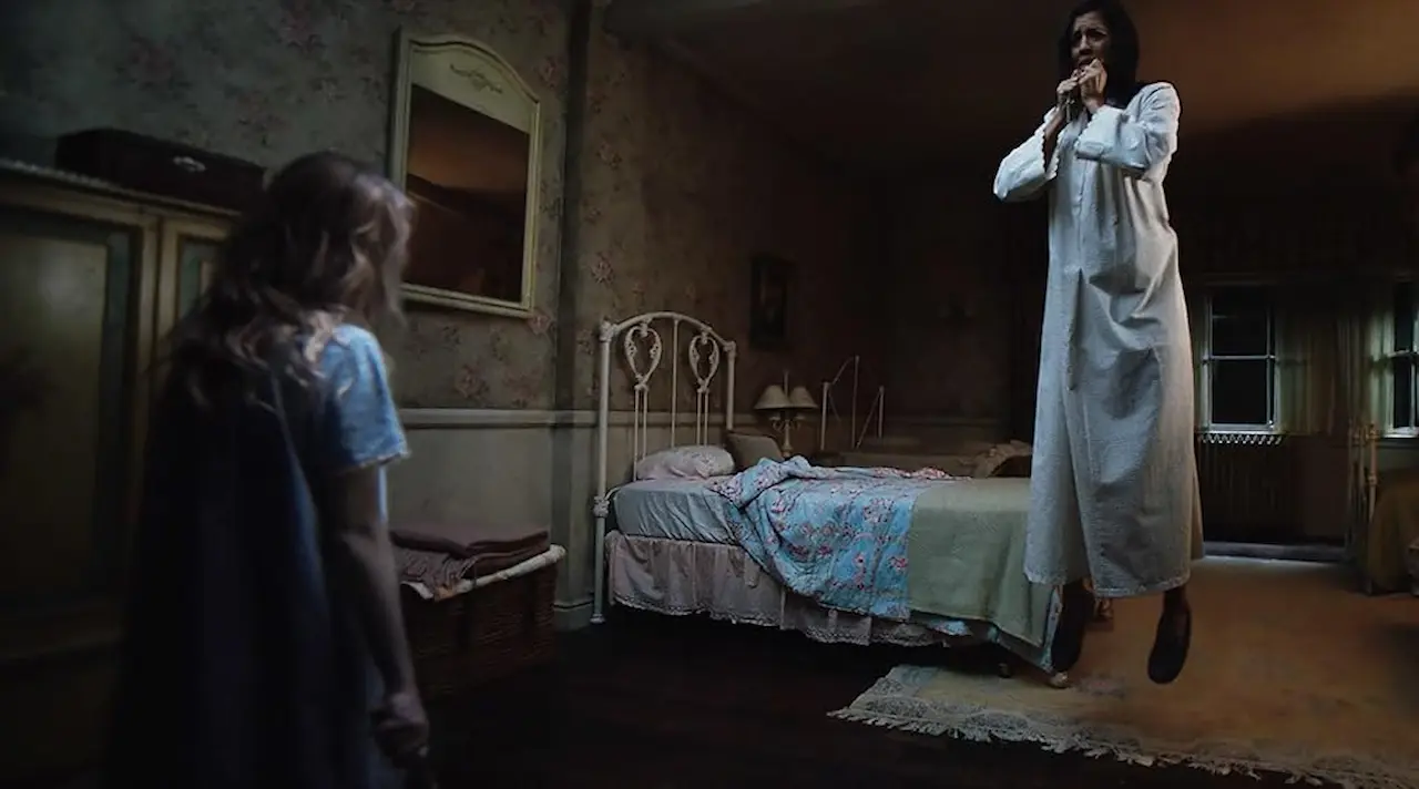 Stephanie Sigman e Talitha Eliana Bateman in Annabelle 2 Creation