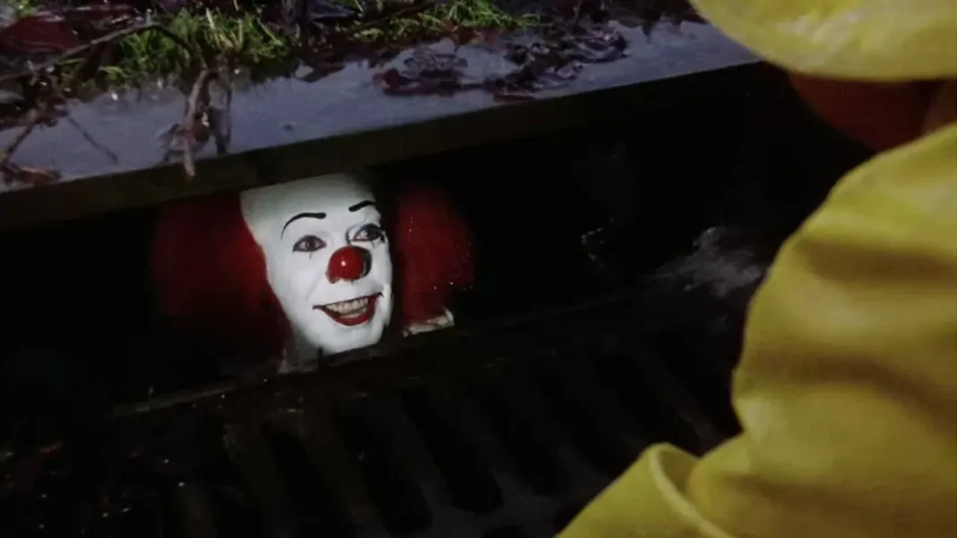Tim Curry in It
