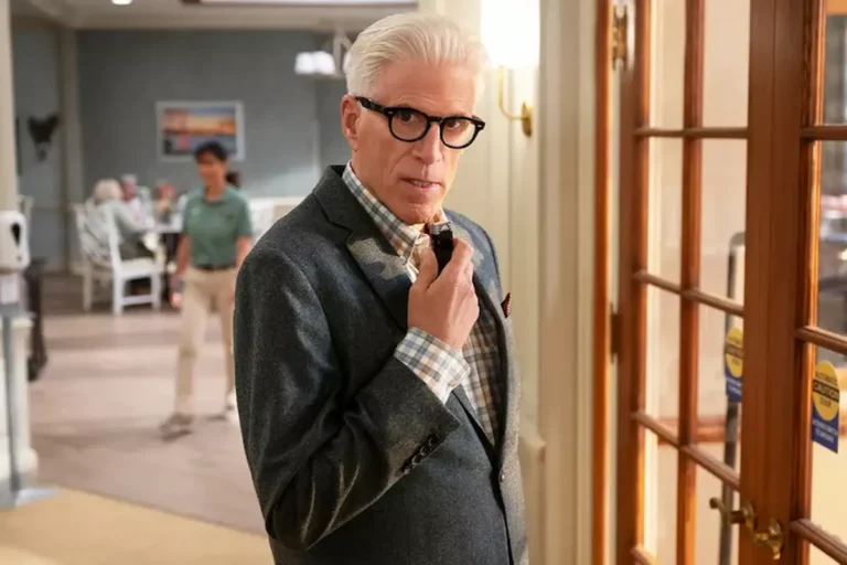 A Man on the Inside: la storia vera del detective dilettante di 83 anni che ha ispirato la sitcom di spionaggio