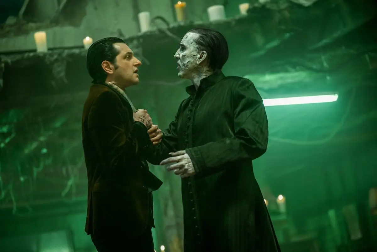 Nicolas Cage e Ben Schwartz in Renfield (2023)