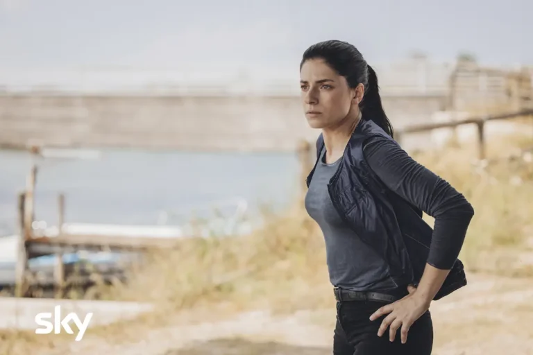 Rosa Elettrica, le prime immagini della nuova serie Sky Original