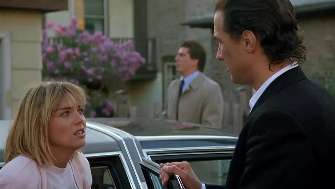 Steven Seagal e Sharon Stone in Nico