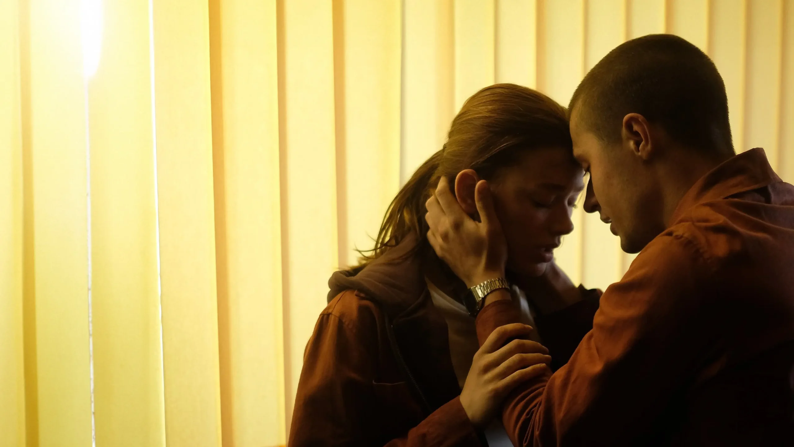 Jessica Alexander e Gijs Blom in Fallen
