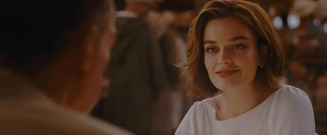 Kenneth Branagh e Emma Mackey in Assassinio sul Nilo