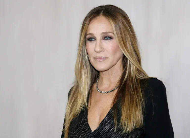 Sarah Jessica Parker anticipa la terza stagione di And Just Like That: “La storia subirà delle forti oscillazioni”