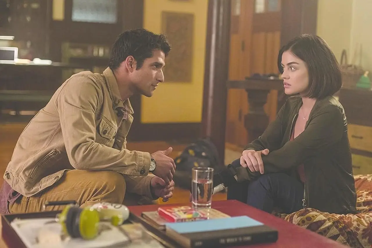 Tyler Posey e Lucy Hale in Obbligo o verità