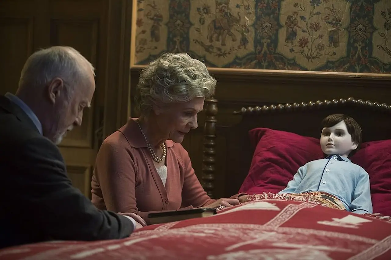 Diana Hardcastle e Jim Norton in The Boy