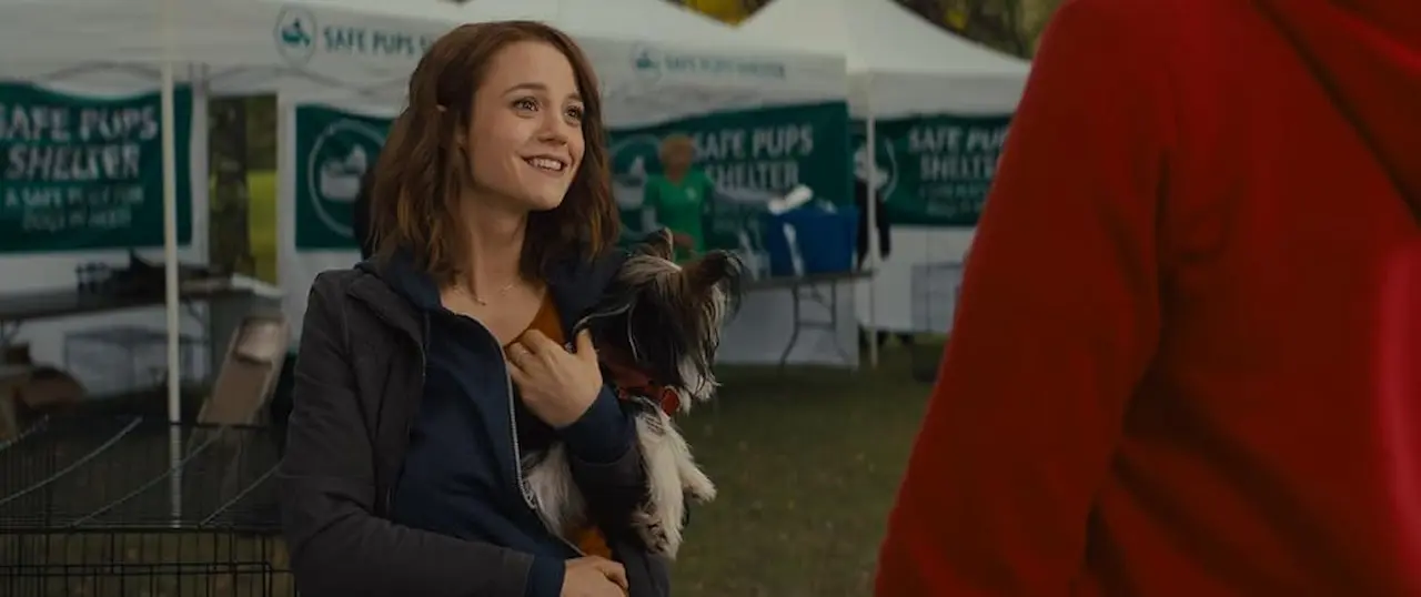 Kathryn Prescott in Qua la zampa 2 - Un amico è per sempre
