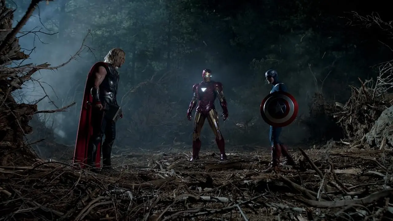 Robert Downey Jr., Chris Evans e Chris Hemsworth in The Avengers