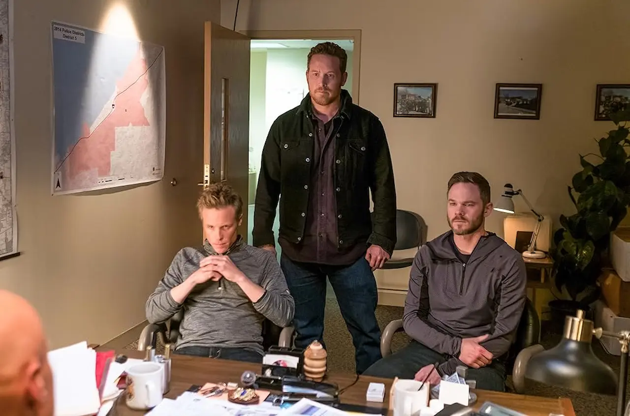 Shawn Ashmore, Cole Hauser e Ashton Holmes in Acts of Violence
