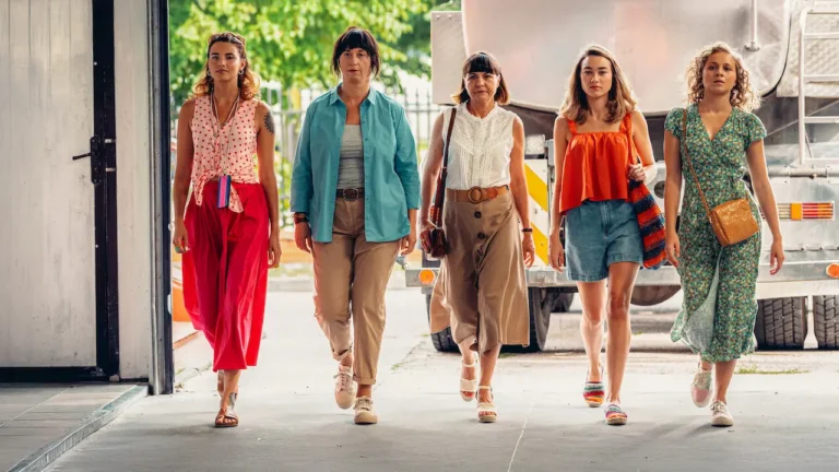 Death Before the Wedding, la spiegazione del finale del film: la Little Delight Dairy chiude?
