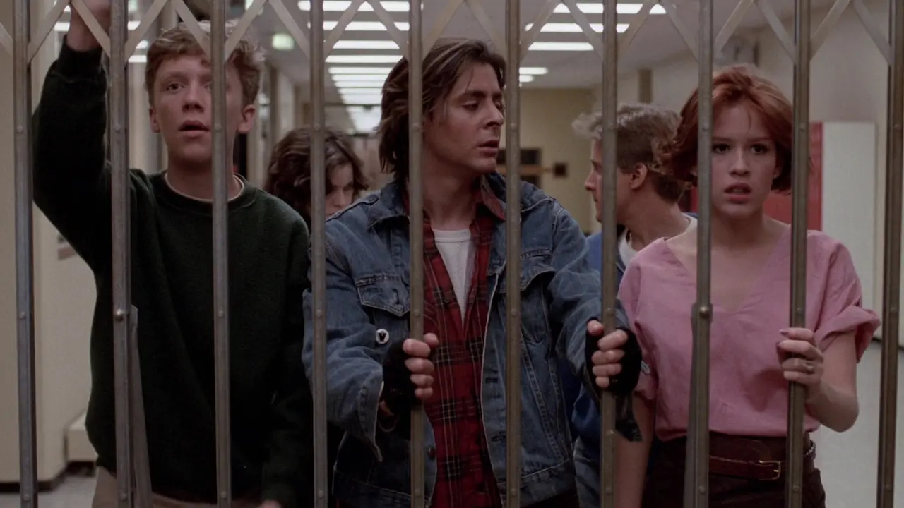 Emilio Estevez, Judd Nelson, Ally Sheedy, Anthony Michael Hall e Molly Ringwald in Breakfast Club
