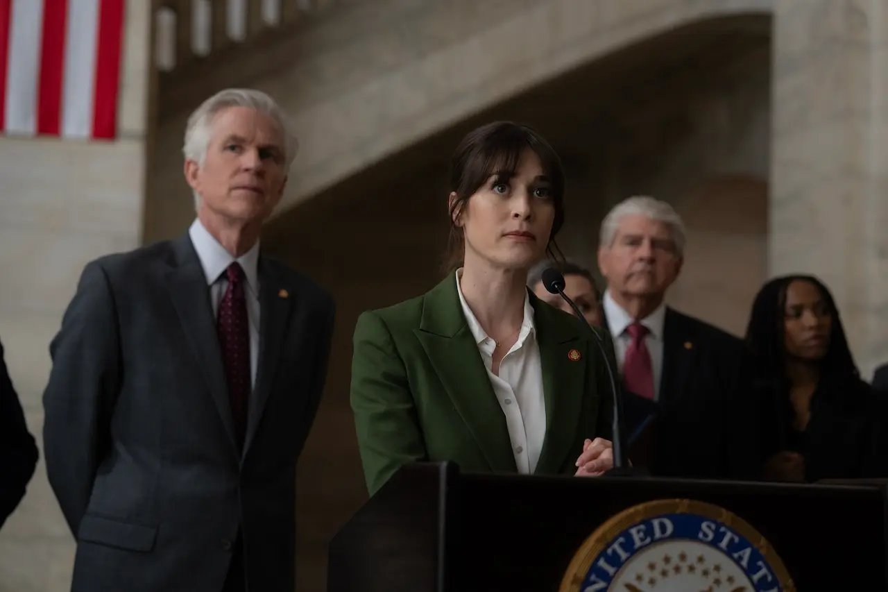 Lizzy Caplan in Zero Day