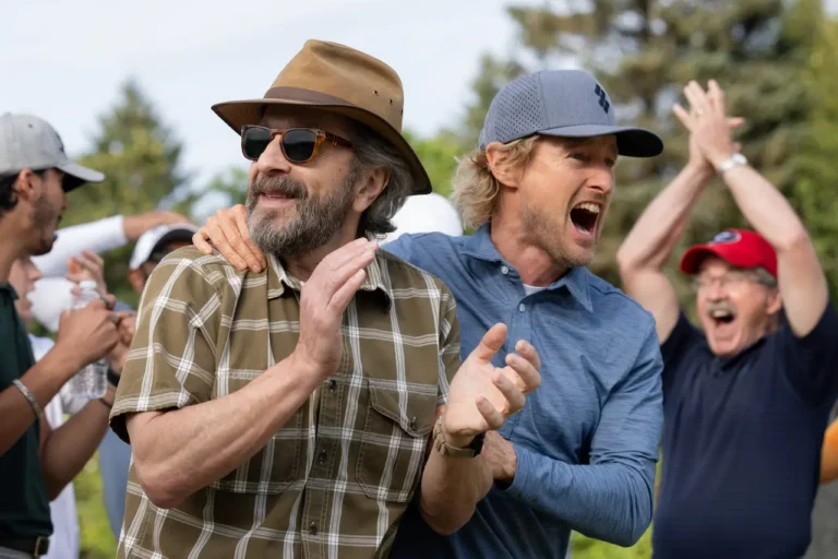 Stick: le prime immagini della nuova comedy sul golf con Owen Wilson