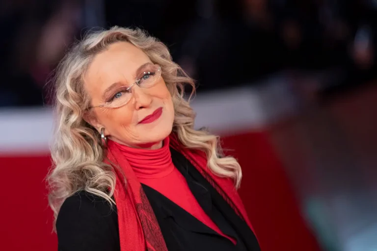 Eleonora Giorgi, morta a 71 anni l’attrice di Borotalco e Dimenticare Venezia