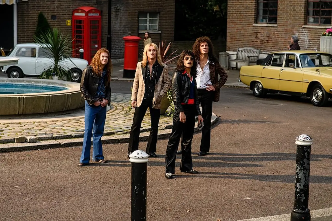 Joseph Mazzello, Rami Malek, Ben Hardy e Gwilym Lee in Bohemian Rhapsody