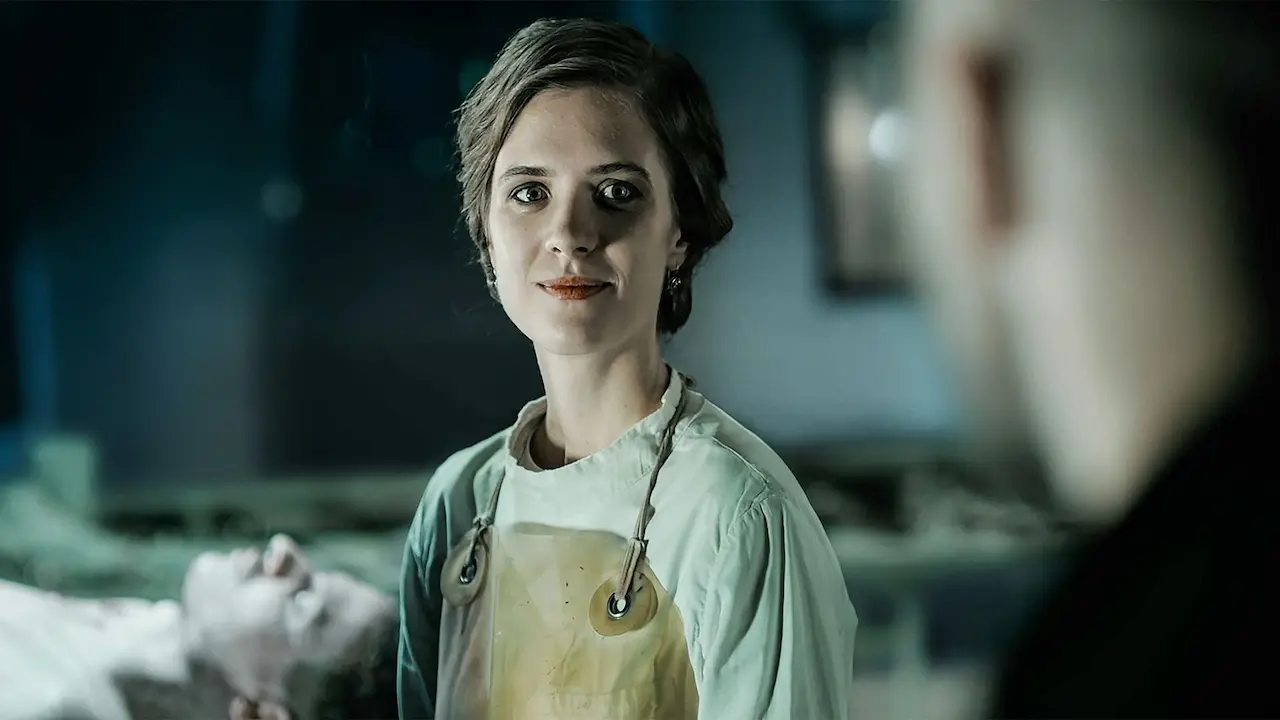 Liv Lisa Fries in Hinterland
