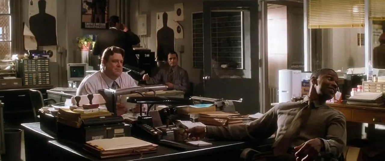 Denzel Washington e John Goodman in Il tocco del male