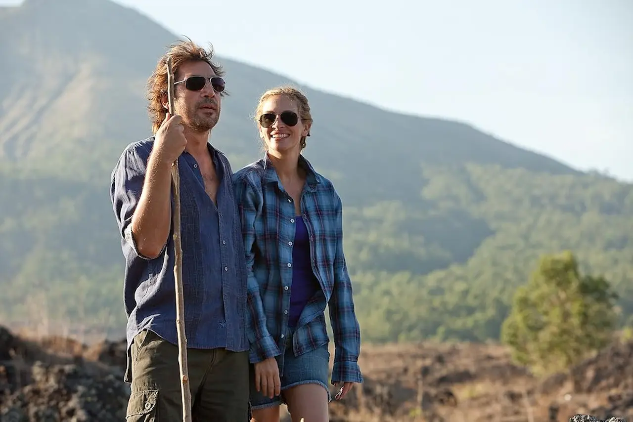 Julia Roberts e Javier Bardem in Mangia prega ama