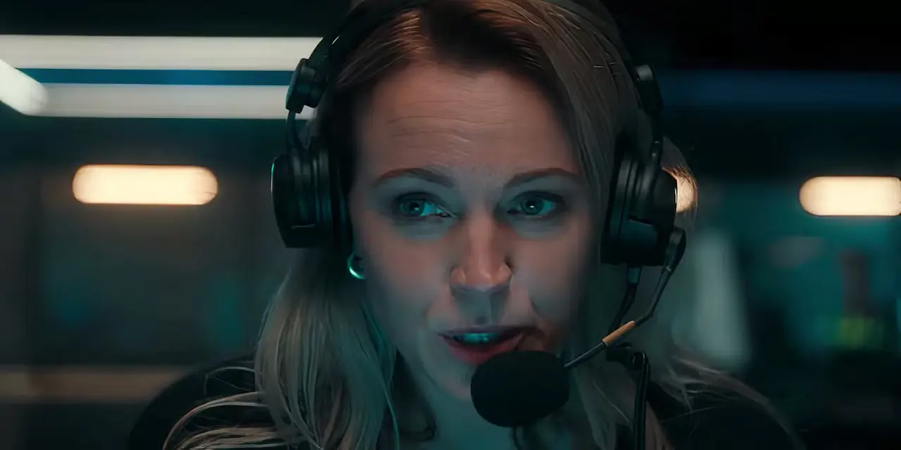 Loes Haverkort in iHostage