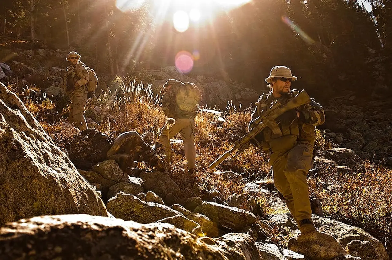 Mark Wahlberg, Emile Hirsch e Taylor Kitsch in Lone Survivor