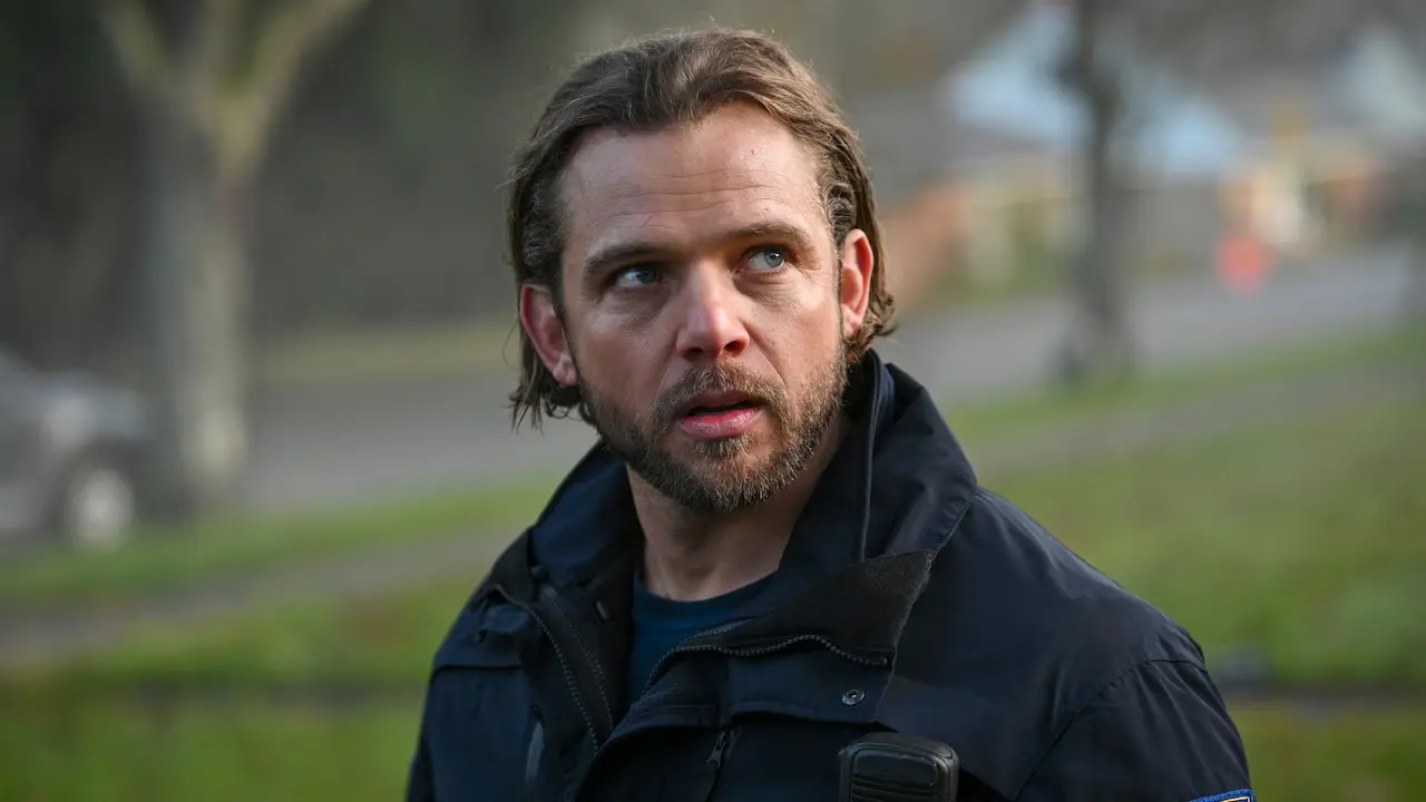 Max Thieriot interpreta Bode in Fire Country