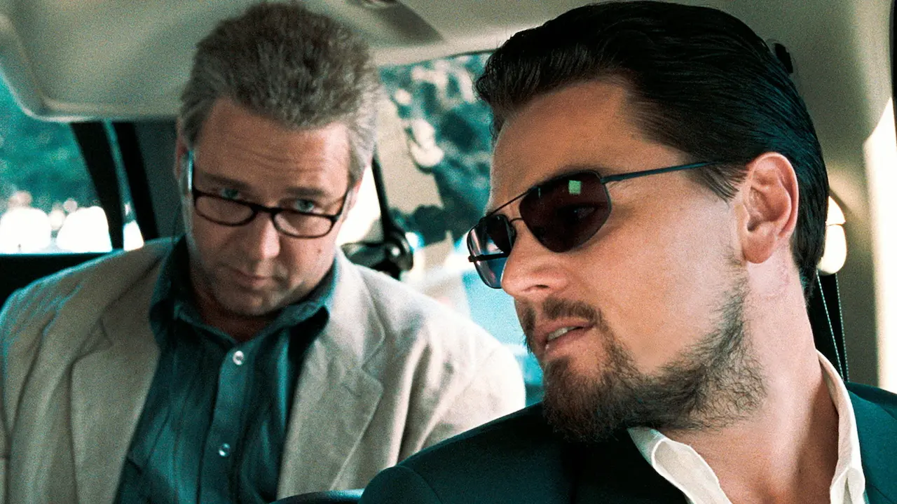 Russell Crowe e Leonardo DiCaprio in Nessuna verità