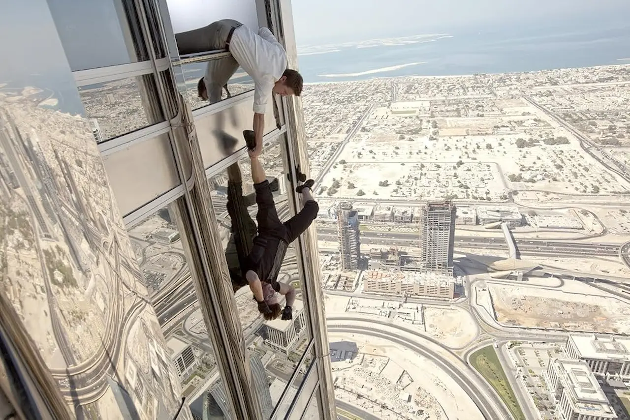 Tom Cruise e Jeremy Renner in Mission Impossible - Protocollo fantasma
