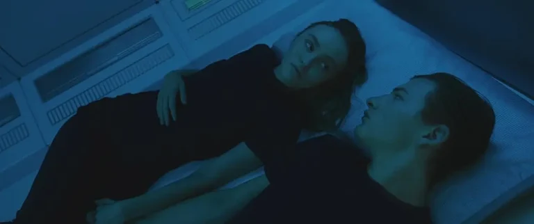 Voyagers: la spiegazione del finale del film con Lily-Rose Depp