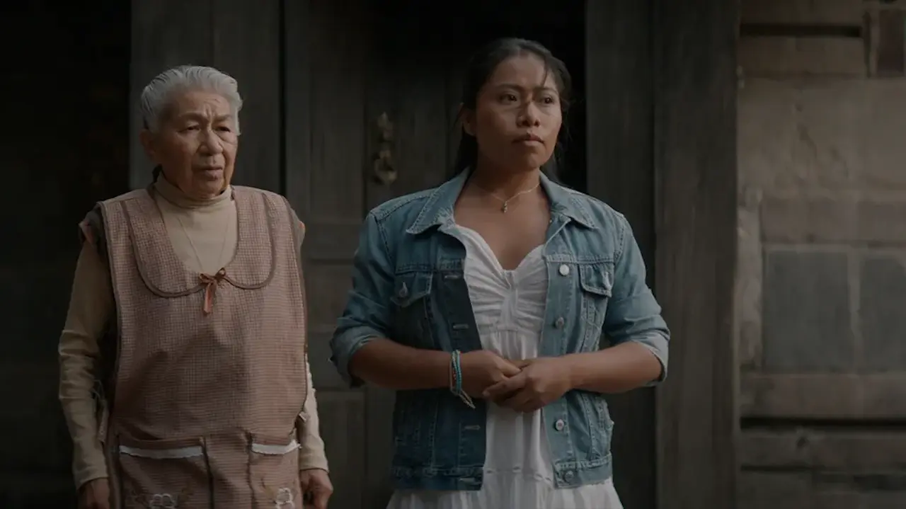 Yalitza Aparicio in Presencias