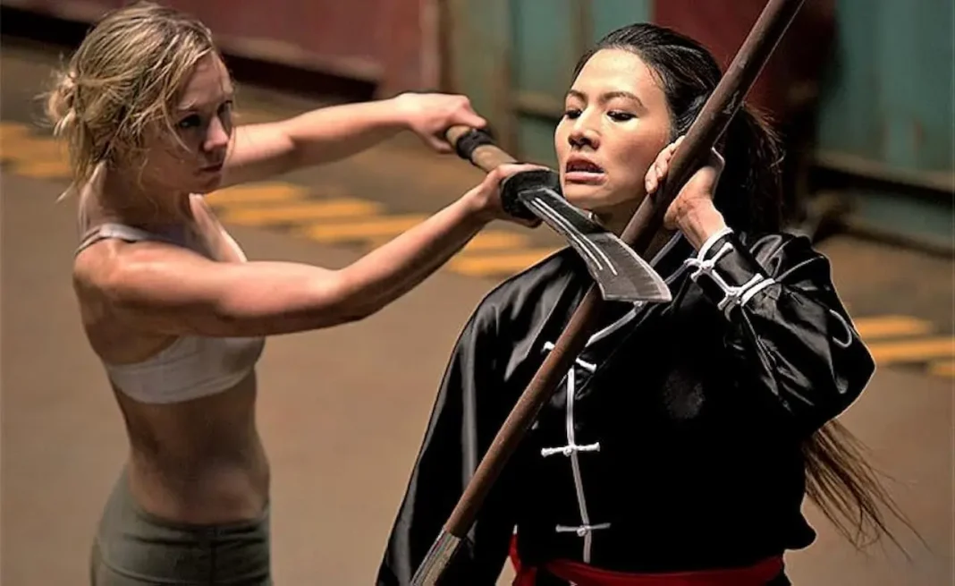 Amy Johnston e Lisa Cheng in Lady Bloodfight
