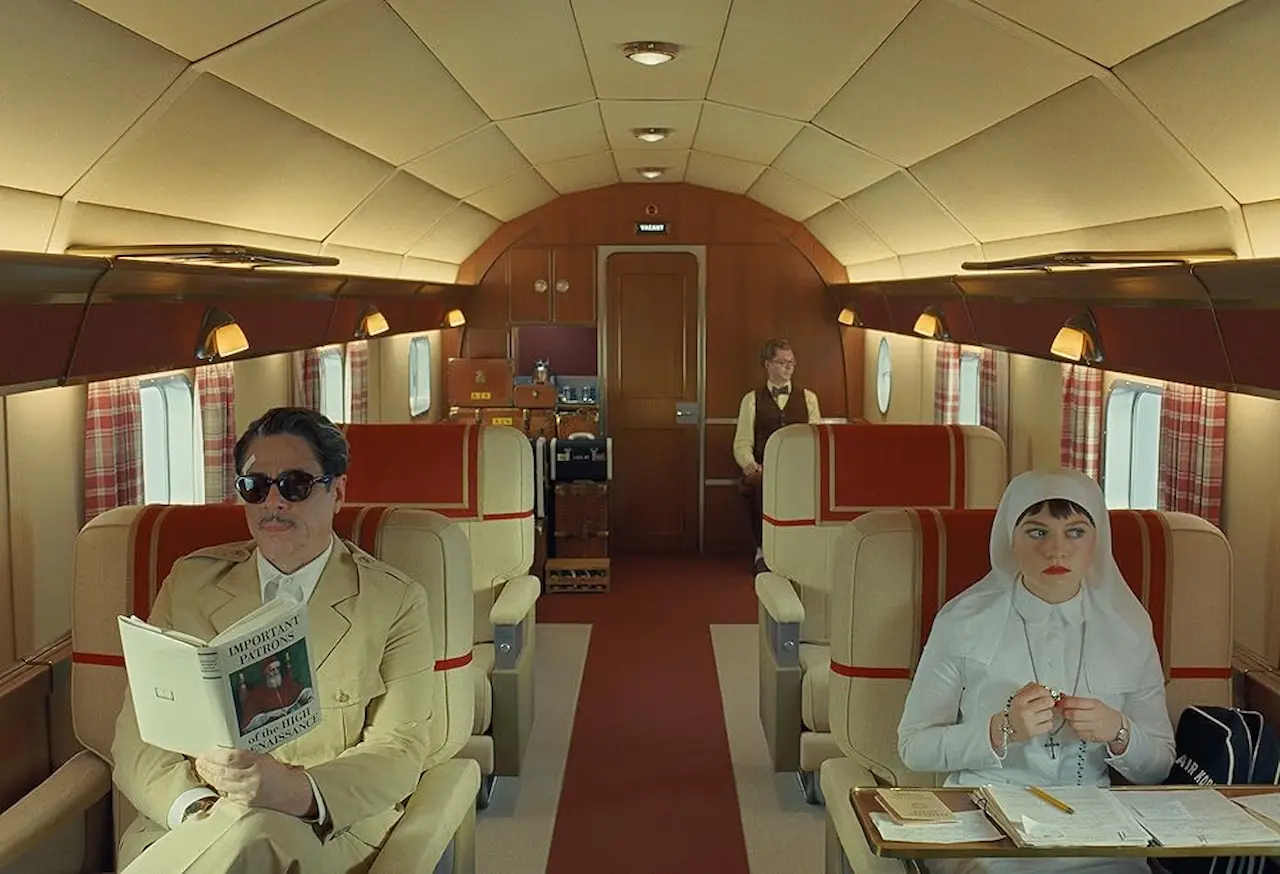 La trama fenicia: recensione del film di Wes Anderson – Cannes 78 La trama fenicia: recensione del film di Wes Anderson – Cannes 78