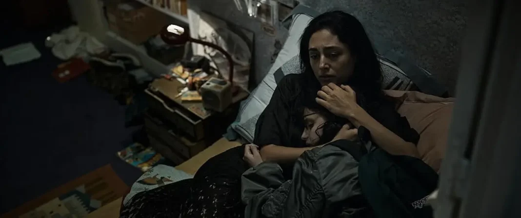 Golshifteh Farahani e Mélissa Boros in Alpha