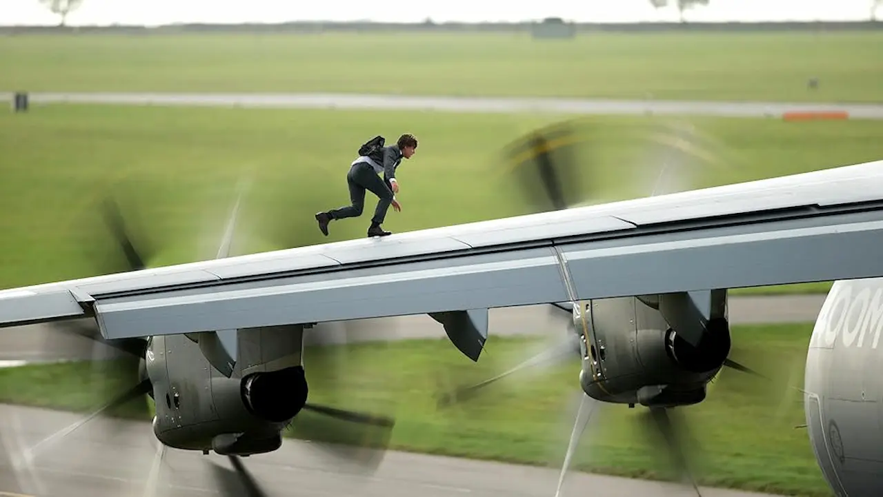 Tom Cruise in Mission Impossible - Rogue Nation