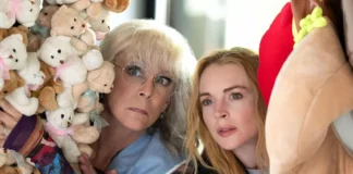 Jamie Lee Curtis and Lindsay Lohan in Quel pazzo venerdì, sempre più pazzo (2025)