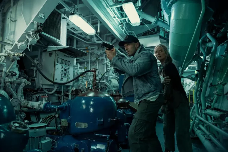 Mutiny: Jason Statham protagonista del nuovo action thriller internazionale, ecco il trailer italiano ufficiale Mutiny: Jason Statham protagonista del nuovo action thriller internazionale, ecco il trailer italiano ufficiale