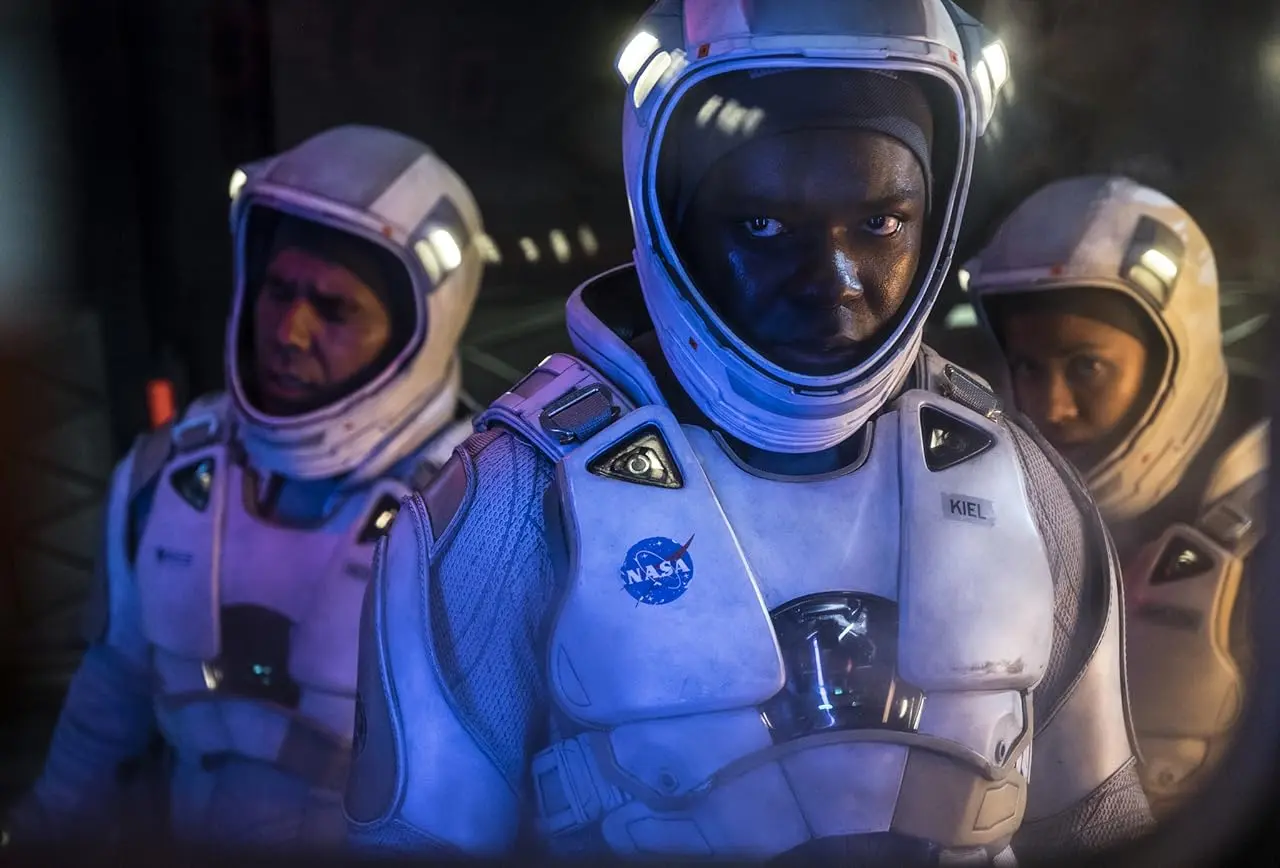 John Ortiz, David Oyelowo e Gugu Mbatha-Raw in The Cloverfield Paradox (2018)