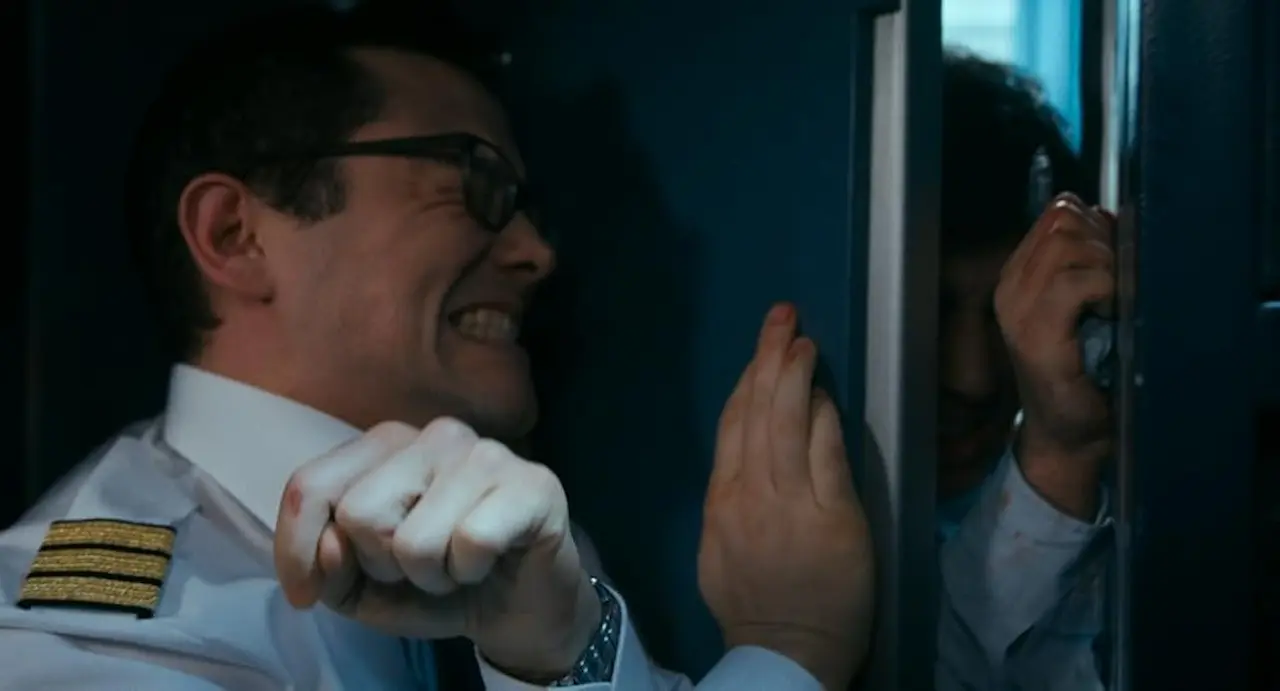 Joseph Gordon-Levitt e Omid Memar in 7500