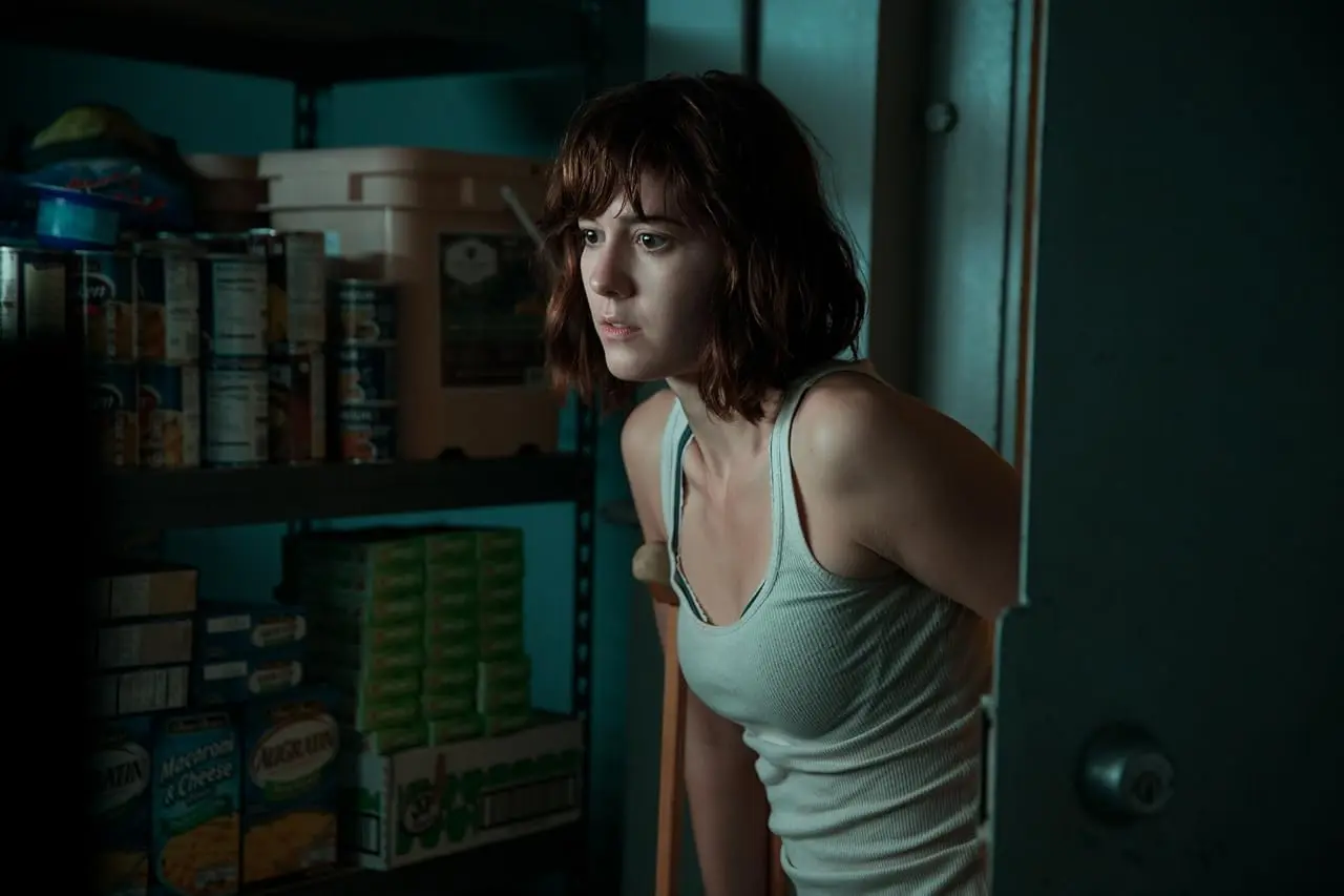 Mary Elizabeth Winstead in 10 Cloverfield Lane (2016)