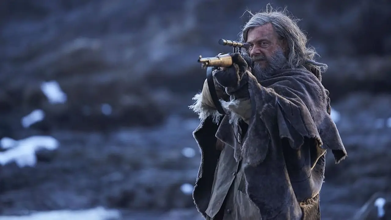 Ray Stevenson in Cold Skin - La creatura di Atlantide