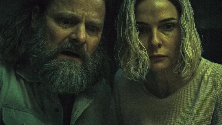 Silo – stagione 2, la spiegazione del finale e dei flashback: ecco come tutto si collega!
