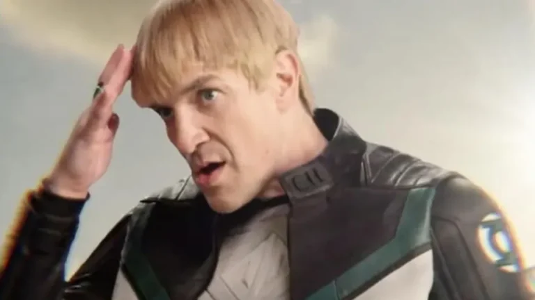 Superman: ecco come Nathan Fillion si è guadagnato il suo taglio a scodella