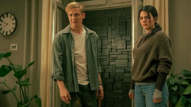Brick: la spiegazione del finale del film Netflix
