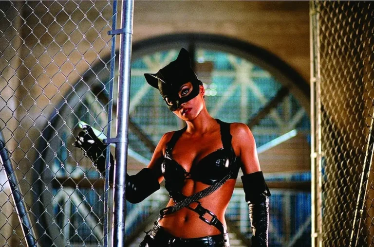 Catwoman: la spiegazione del finale del film