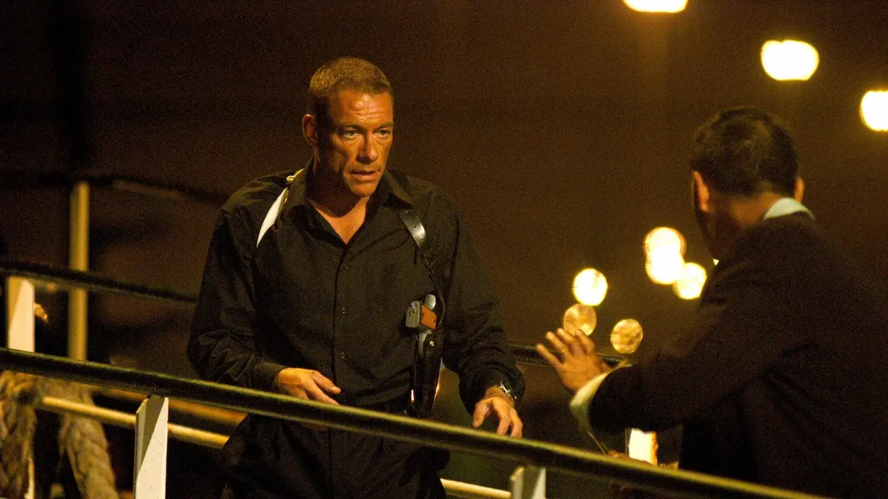 Jean-Claude Van Damme e Simon Yam in Wake of Death – Scia di morte