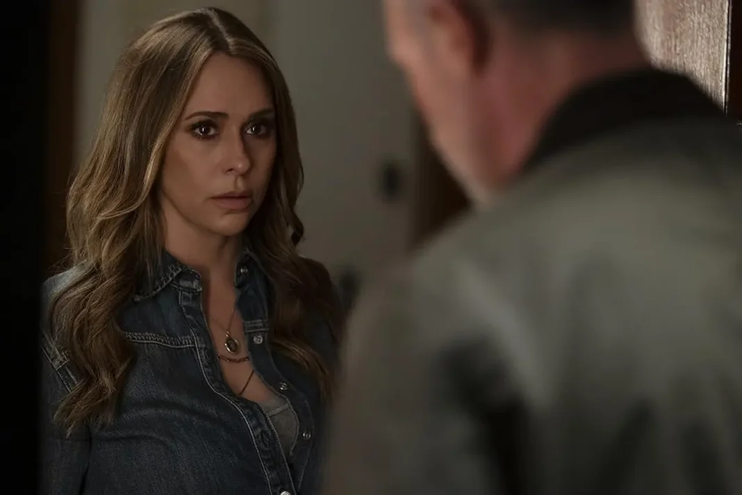 Jennifer Love Hewitt in So cosa hai fatto